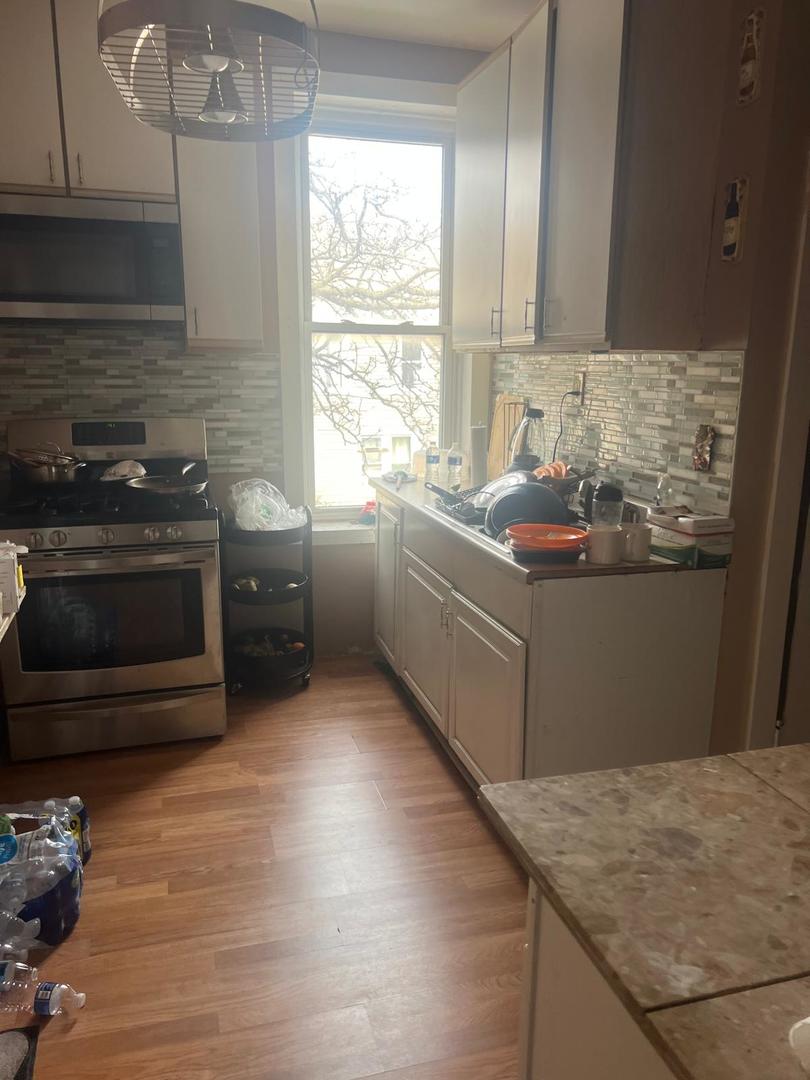 4400-4402 South Honore Crest Chicago IL 60609