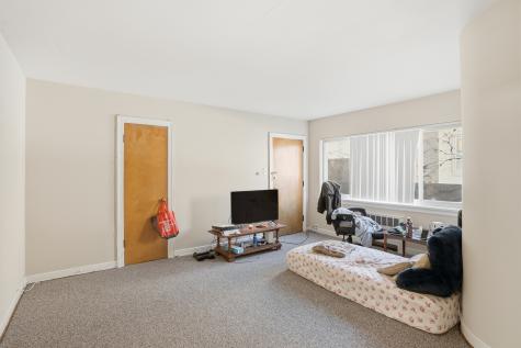 10835 South Western Avenue Chicago IL 60643
