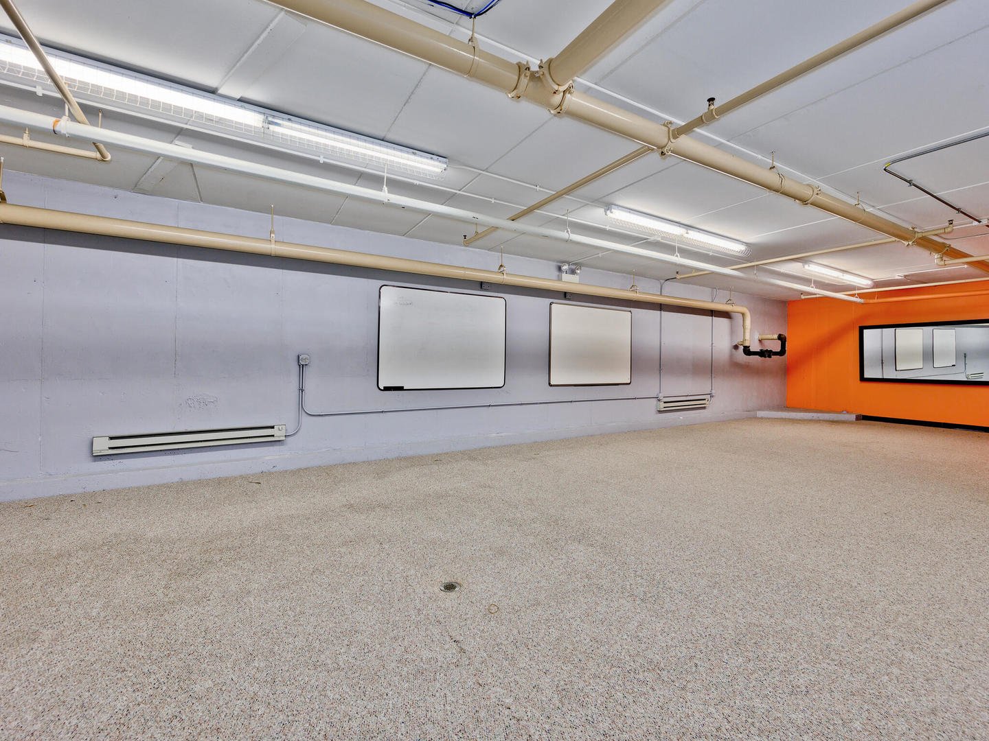 5582 North Lincoln Avenue Chicago IL 60625