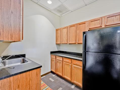 5582 North Lincoln Avenue Chicago IL 60625