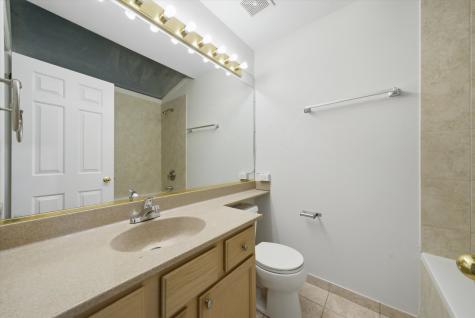 8009 Lincoln Avenue Skokie IL 60077