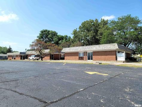1465 41ST Street Moline IL 61265