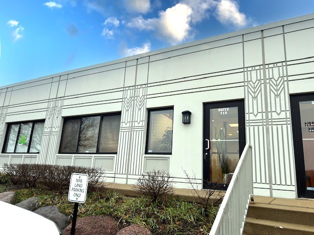 715 Ridgeview Drive Mchenry IL 60050