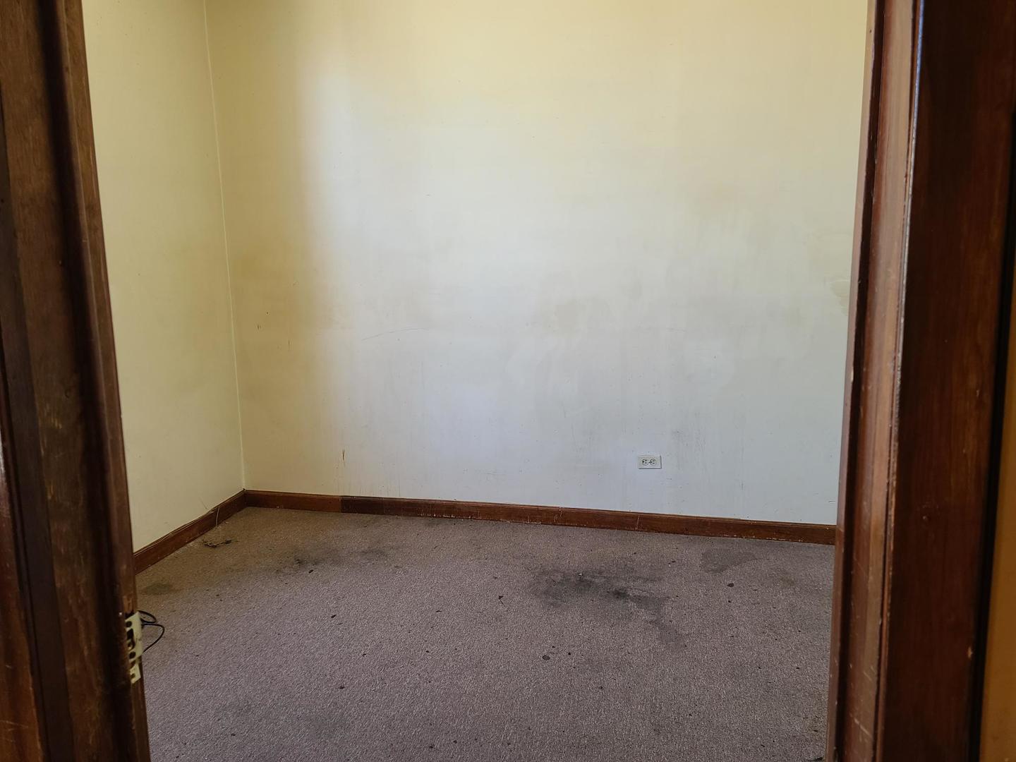 935 East 75th Street Chicago IL 60619