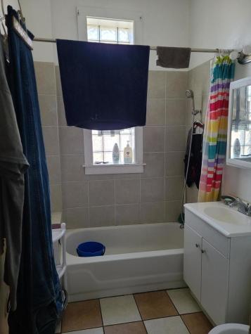 935 East 75th Street Chicago IL 60619