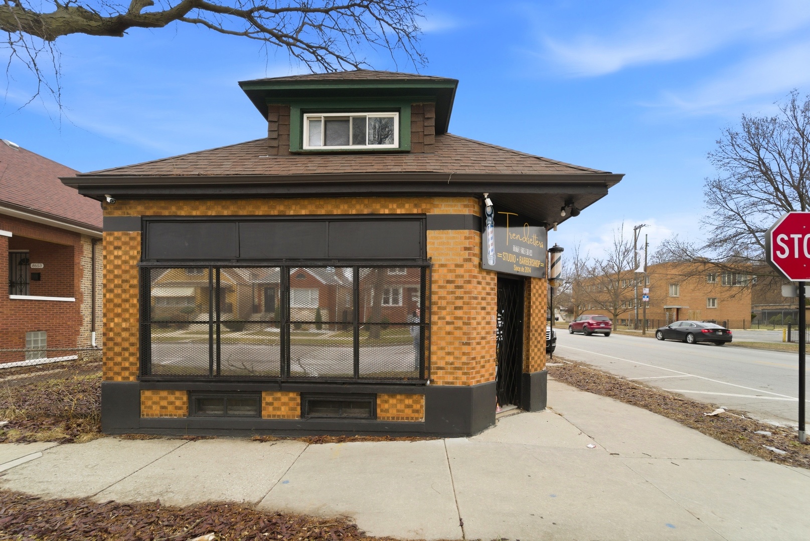 8659 South Kingston Avenue Chicago IL 60617