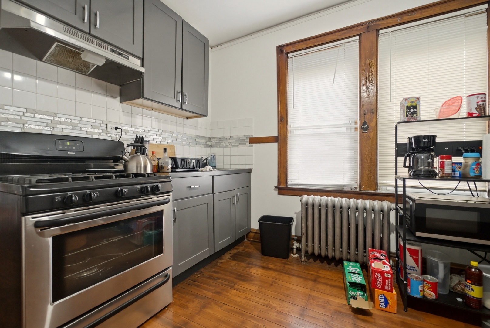 8659 South Kingston Avenue Chicago IL 60617