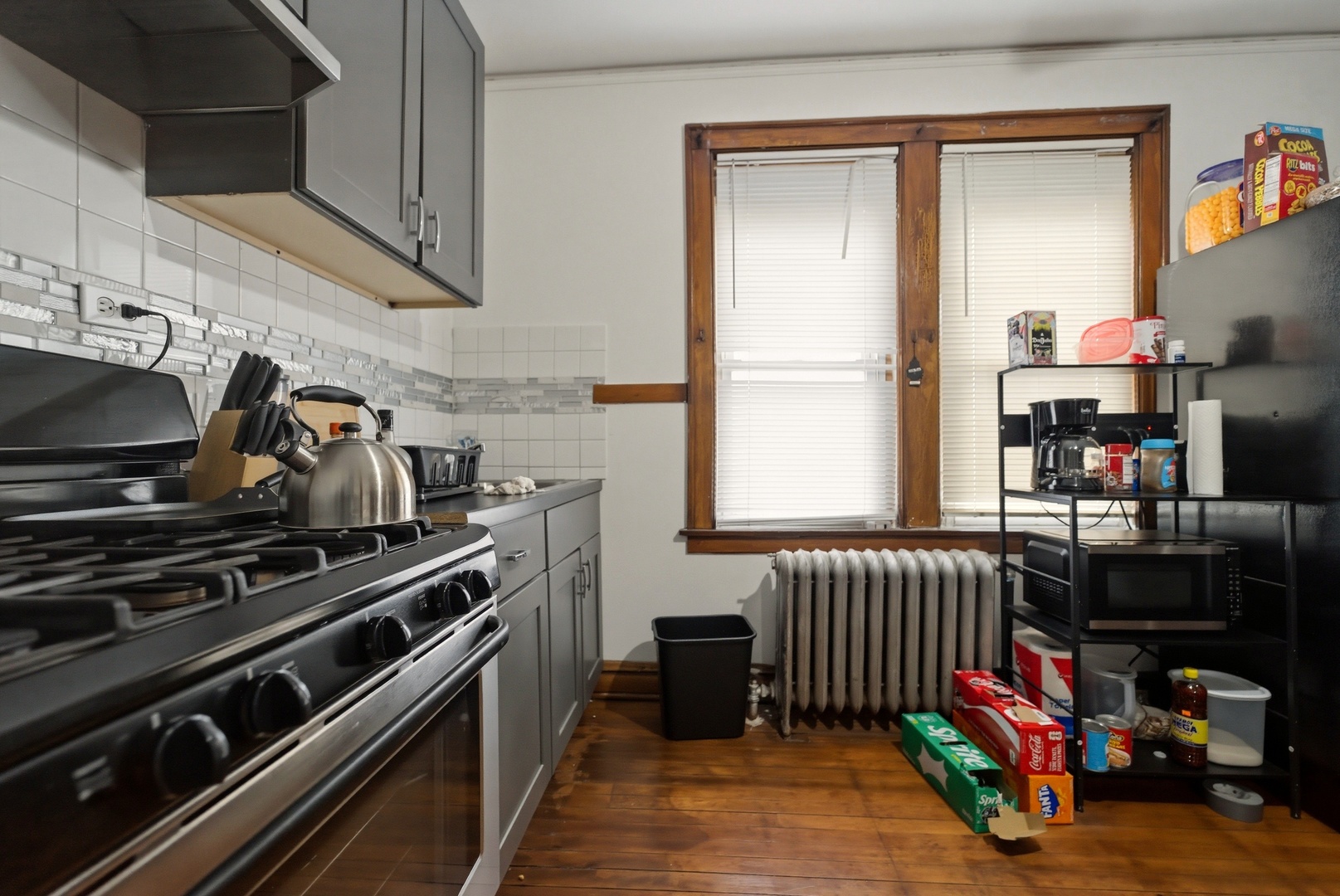 8659 South Kingston Avenue Chicago IL 60617