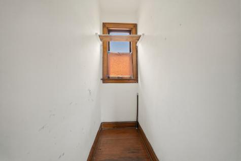 8659 South Kingston Avenue Chicago IL 60617
