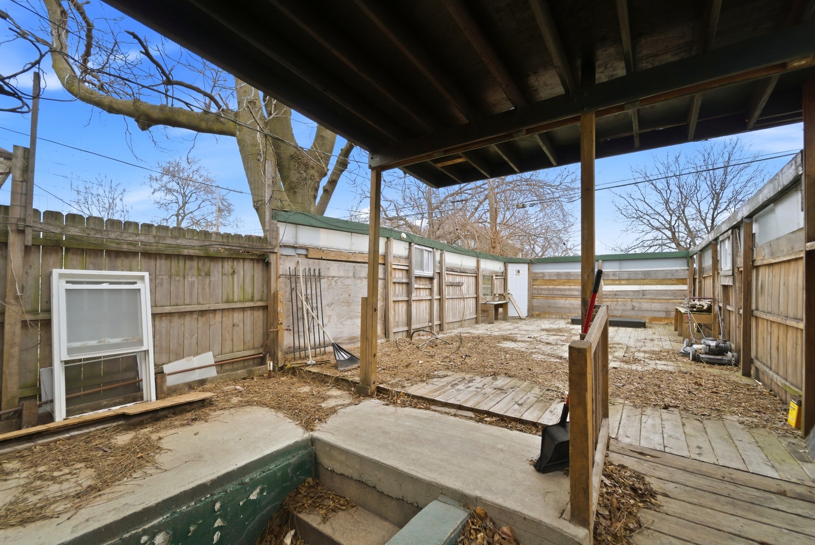 8659 South Kingston Avenue Chicago IL 60617