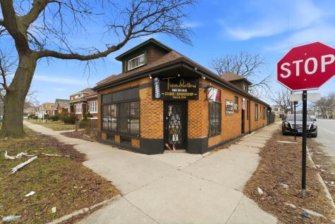 8659 South Kingston Avenue Chicago IL 60617