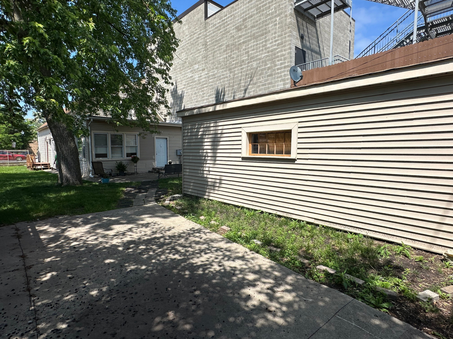 3251 West 111th Street Chicago IL 60655
