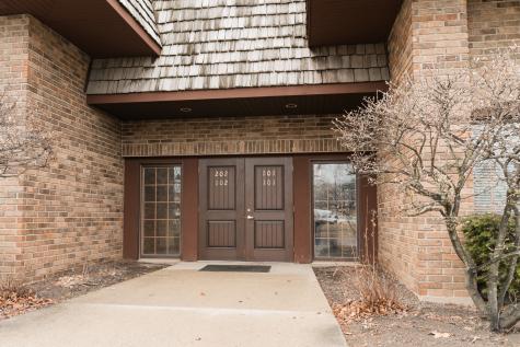14047 West Petronella Drive Libertyville IL 60048