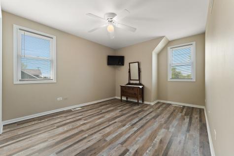 19061 Wentworth Avenue Lansing IL 60438