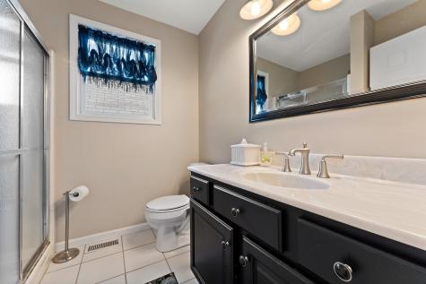 19061 Wentworth Avenue Lansing IL 60438
