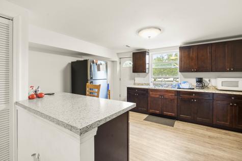 19061 Wentworth Avenue Lansing IL 60438