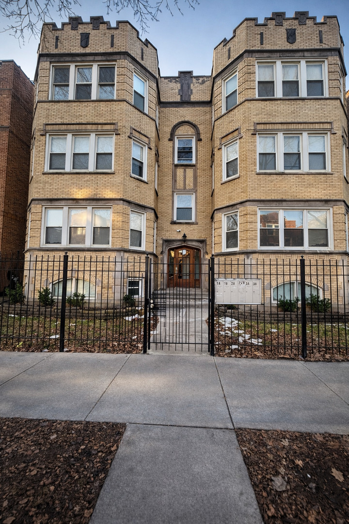 8226 South Drexel Avenue Chicago IL 60619