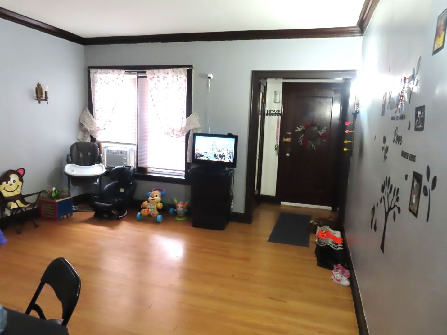 7918 South Calumet Avenue Chicago IL 60619