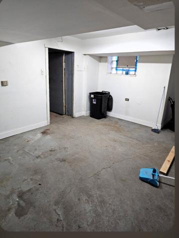7918 South Calumet Avenue Chicago IL 60619