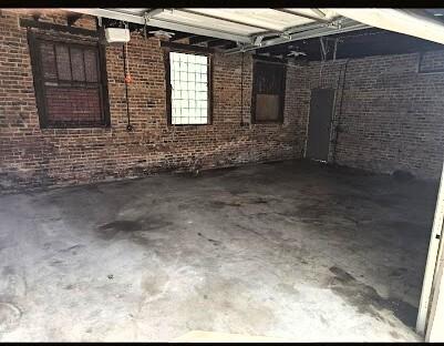7918 South Calumet Avenue Chicago IL 60619