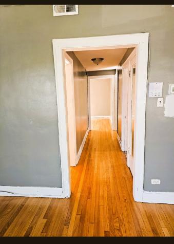 7918 South Calumet Avenue Chicago IL 60619