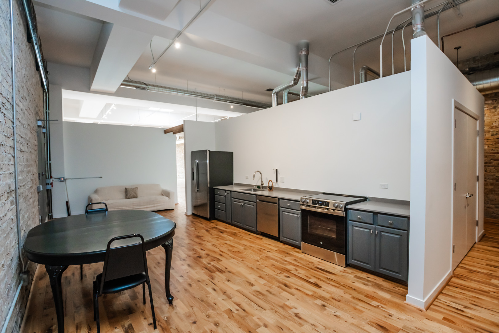 2712 West North Avenue Chicago IL 60647