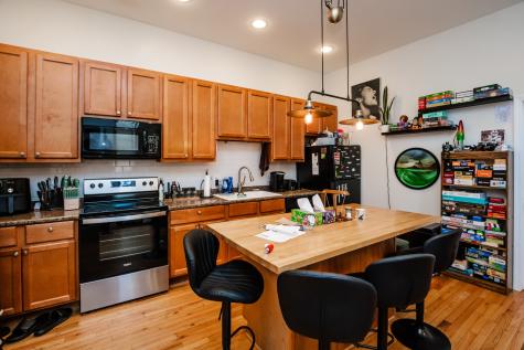 2712 West North Avenue Chicago IL 60647