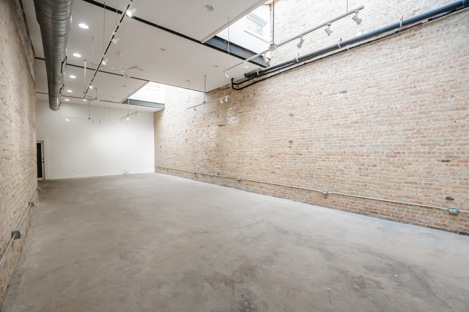 2712 West North Avenue Chicago IL 60647