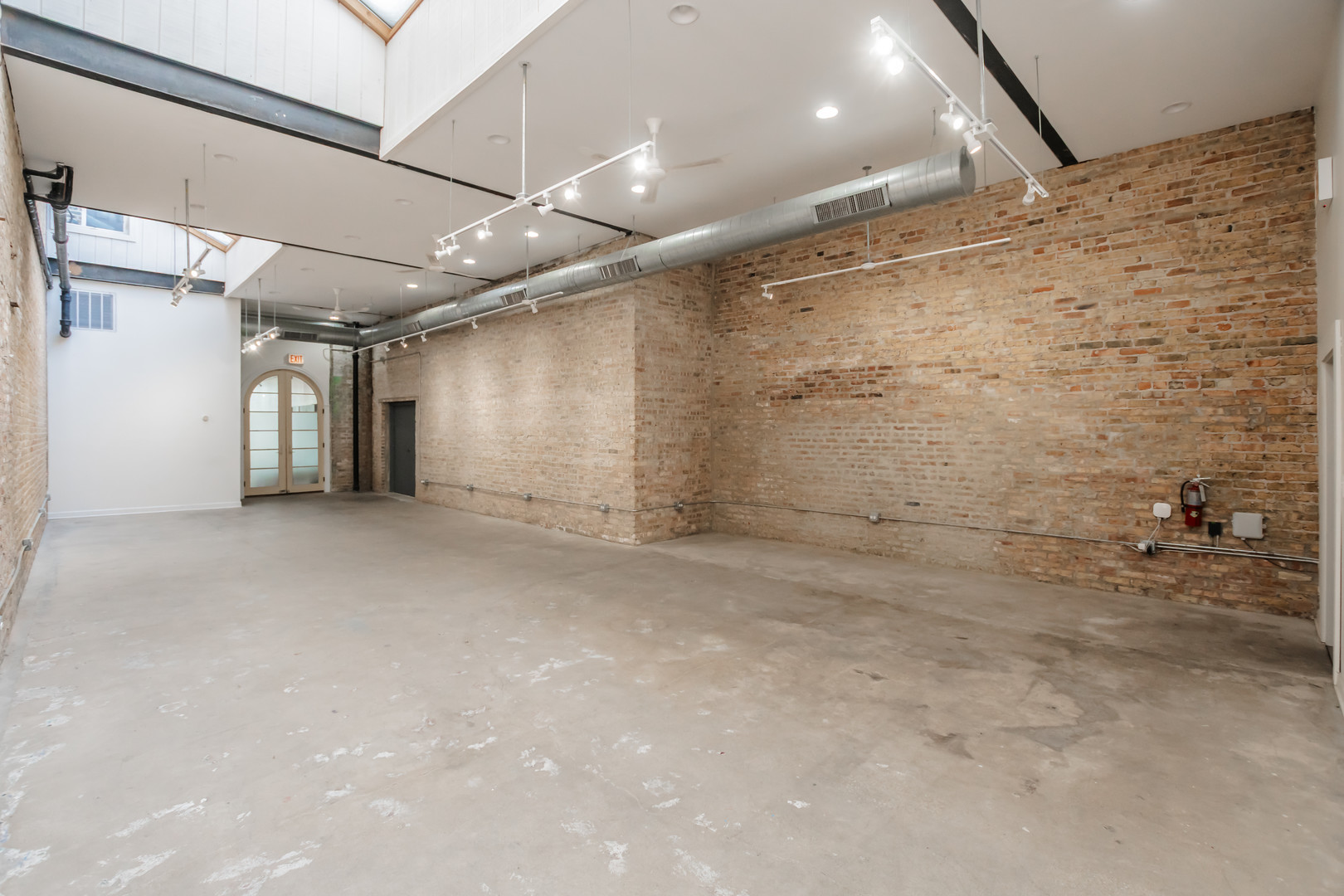 2712 West North Avenue Chicago IL 60647