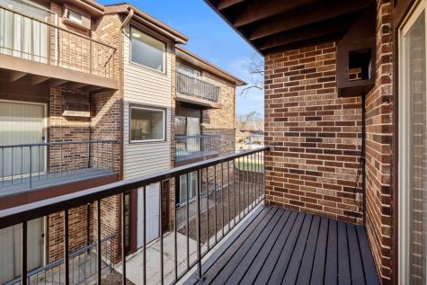 3061 Bernice Road Lansing IL 60438