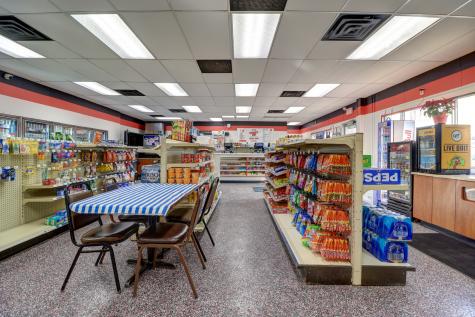 1615 4TH Street Fulton IL 61252