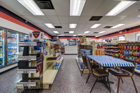 1615 4TH Street Fulton IL 61252