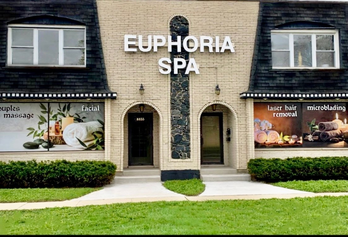 8855 South Roberts Road Hickory Hills IL 60457