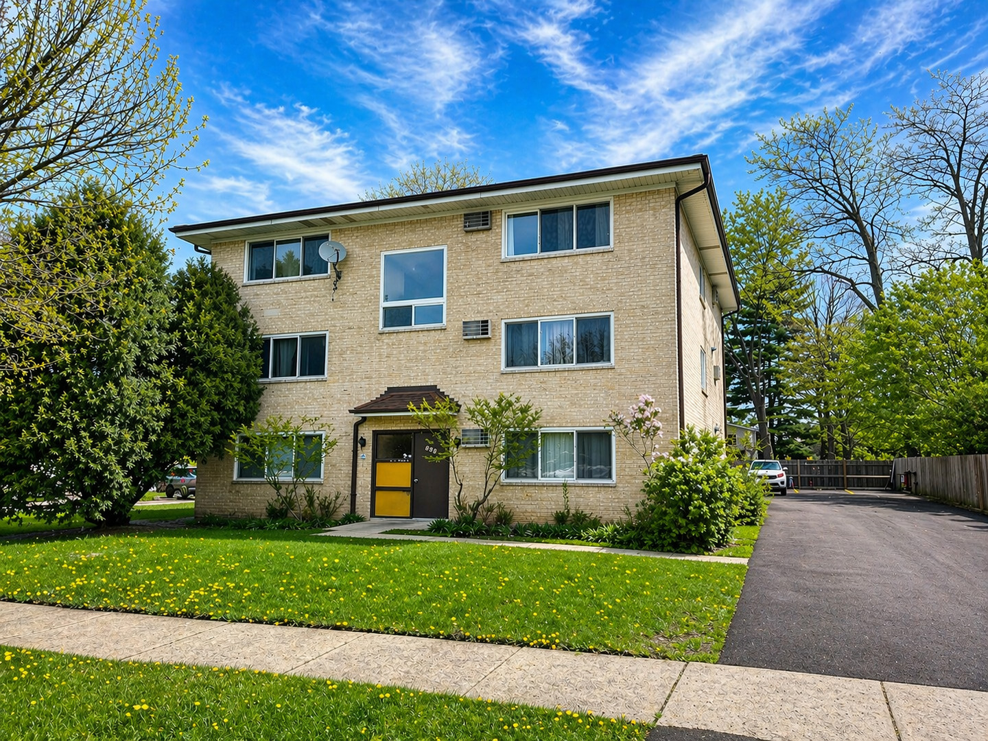 269 7TH Street Wheeling IL 60090