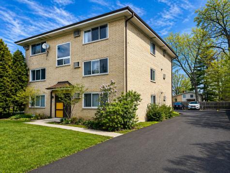 269 7TH Street Wheeling IL 60090