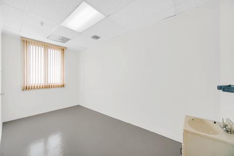 2201 West Roosevelt Road Broadview IL 60155