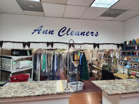 4157 North Damen Avenue Chicago IL 60618