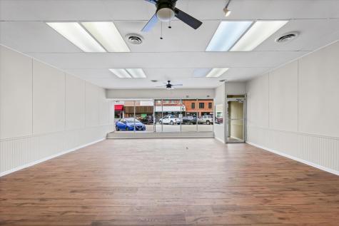 143 North Market Street Paxton IL 60957