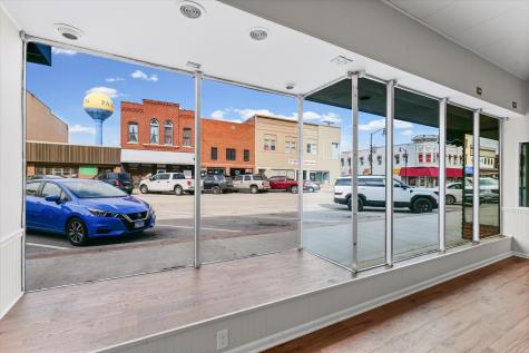143 North Market Street Paxton IL 60957