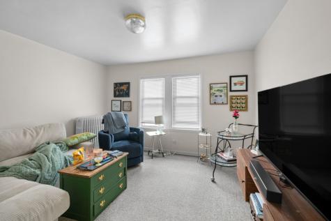 607 Walnut Street Lemont IL 60439