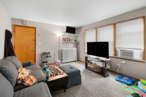 607 Walnut Street Lemont IL 60439