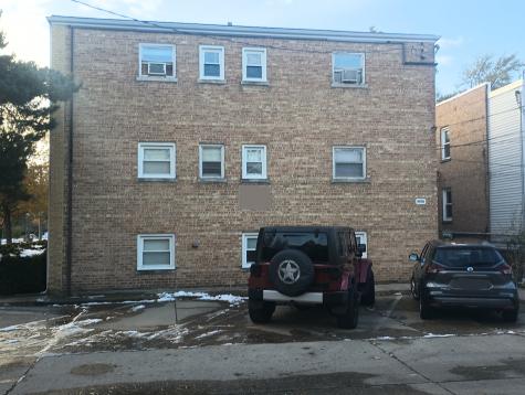 4950 Greenwood Street Skokie IL 60077