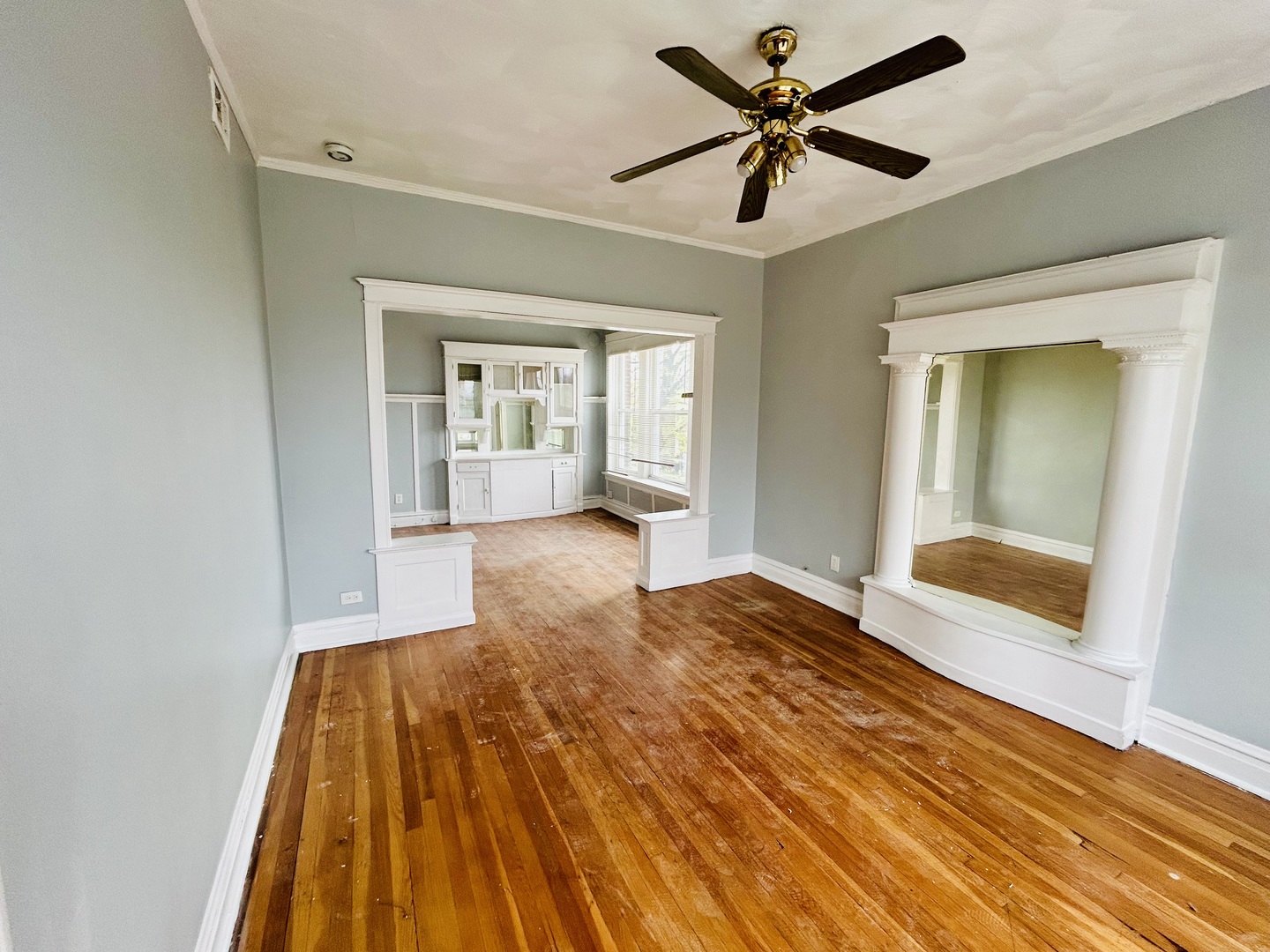 7459 South Champlain Avenue Chicago IL 60619