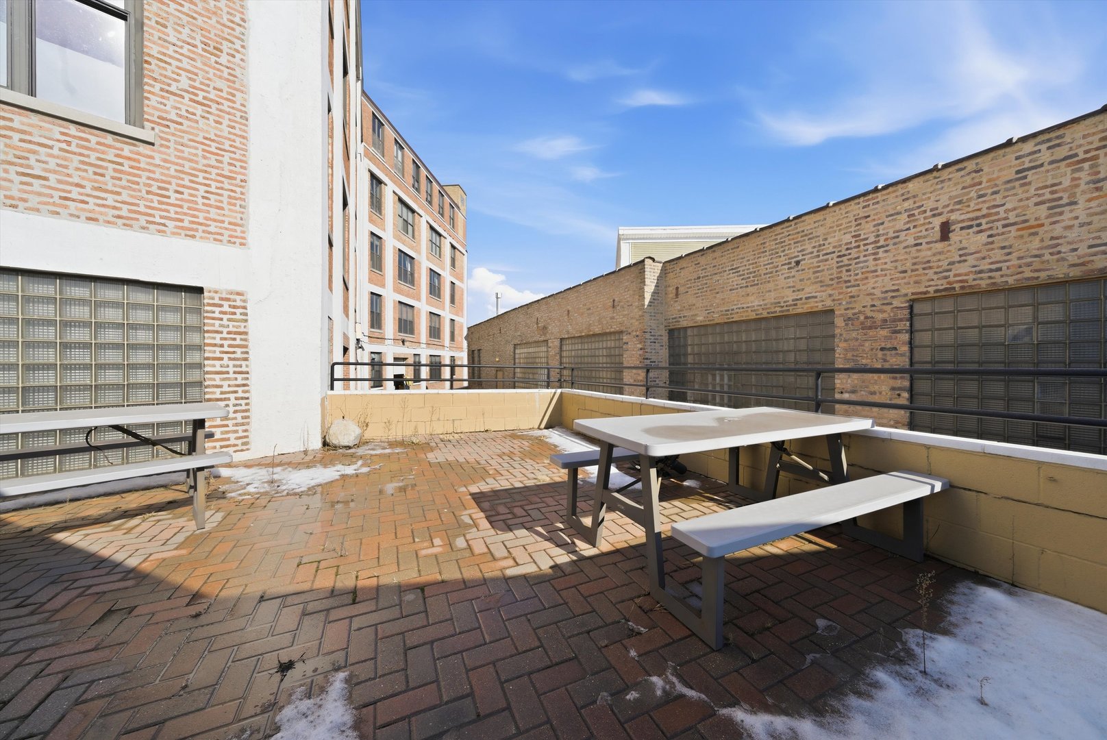 2675 West Grand Avenue Chicago IL 60612