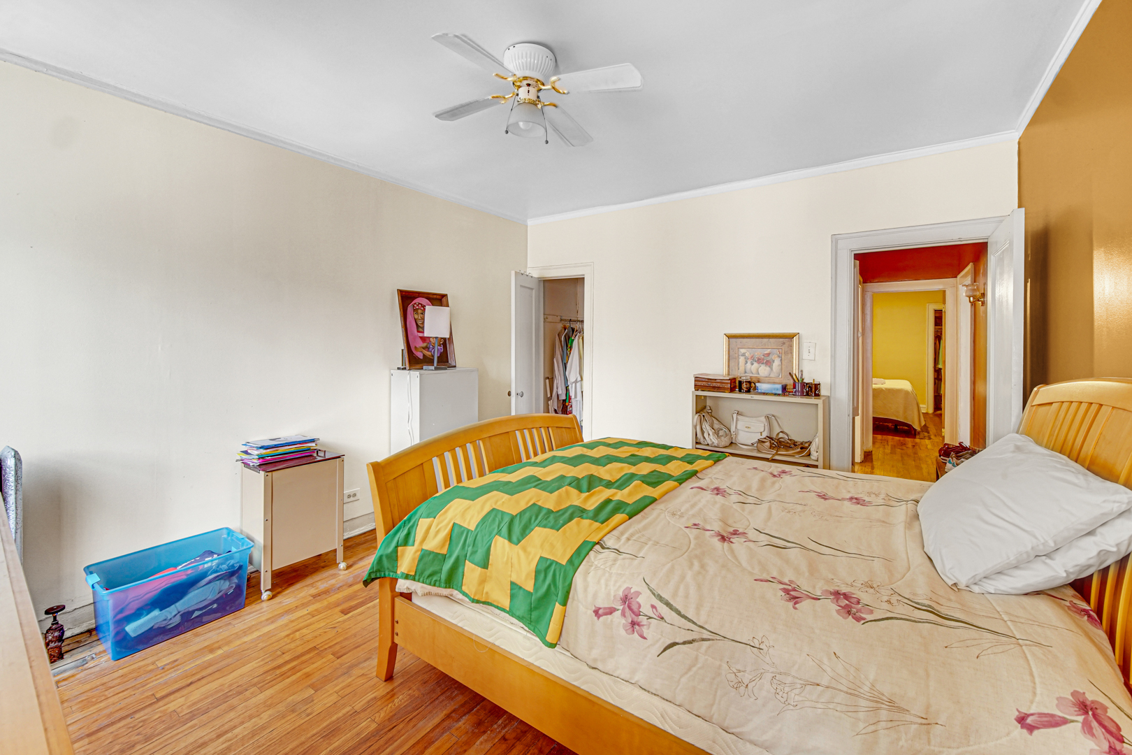 1758 East 72nd Street Chicago IL 60649