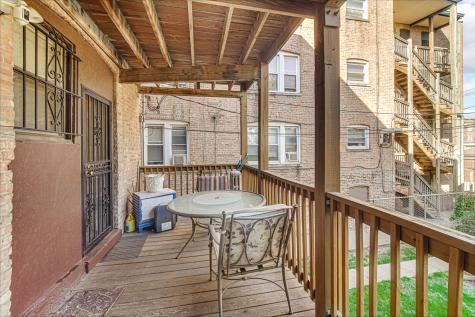 1758 East 72nd Street Chicago IL 60649