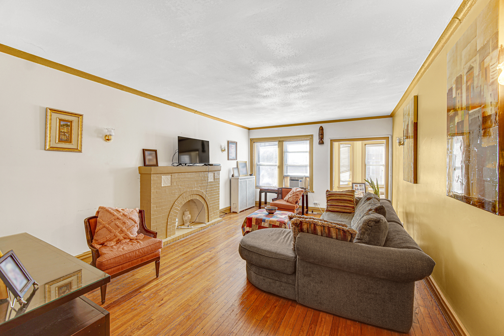 1758 East 72nd Street Chicago IL 60649
