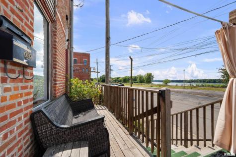 309 Main Street Savanna IL 61074
