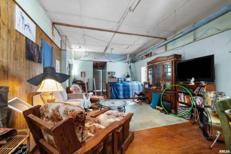 309 Main Street Savanna IL 61074