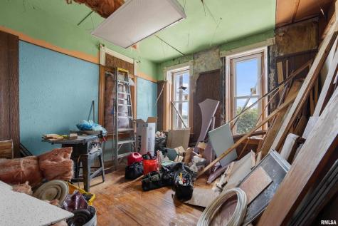 309 Main Street Savanna IL 61074